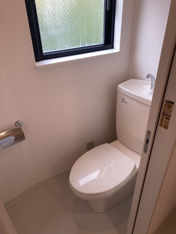 STUDIO ZAGAREのトイレ