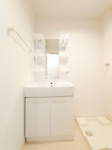 パンジーの洗面所|使いやすい洗面所です