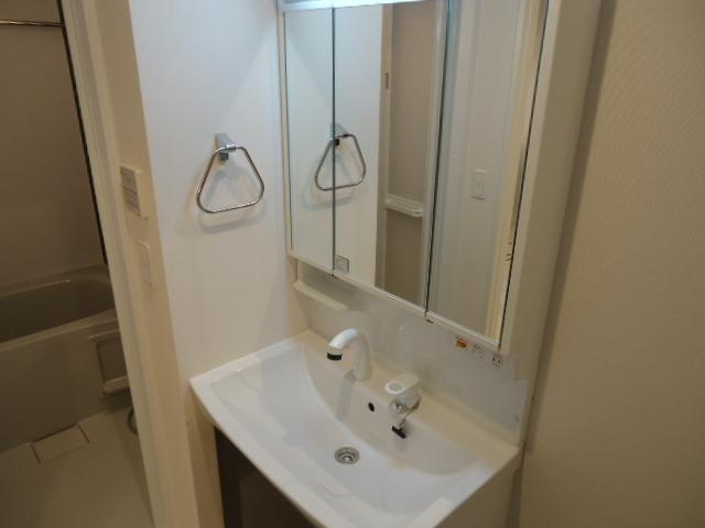 レトワールＳⅢの洗面所|洗髪洗面化粧台