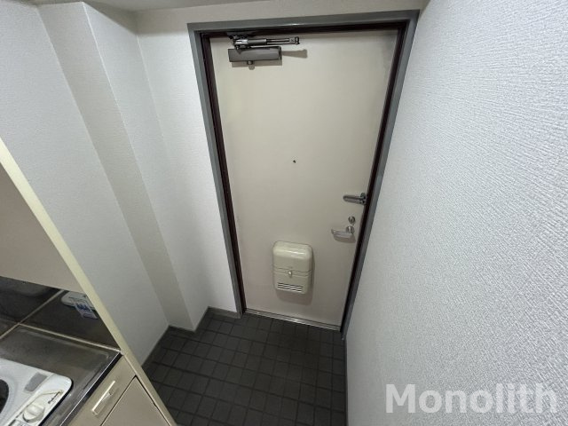 ロイヤル和泉パートⅡの玄関