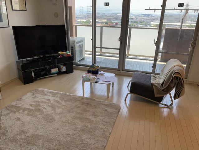 グレイスゲート八尾の居間・リビング|おしゃれな居間です