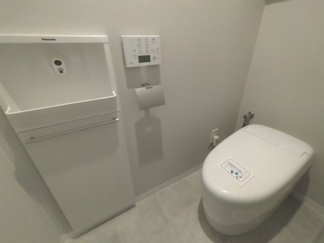 シャルマンフジ住之江公園・ドシールのトイレ|落ち着いたトイレです