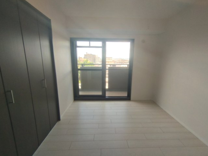 シャルマンフジ住之江公園・ドシールの洋室|明るい洋室です