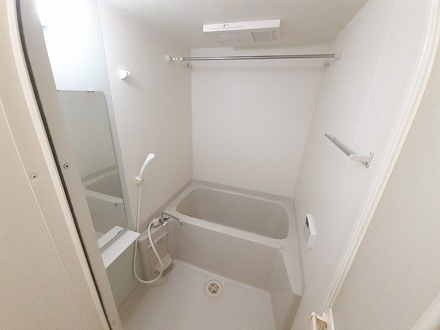 ヌーベルの浴室|コンパクトで使いやすいお風呂です