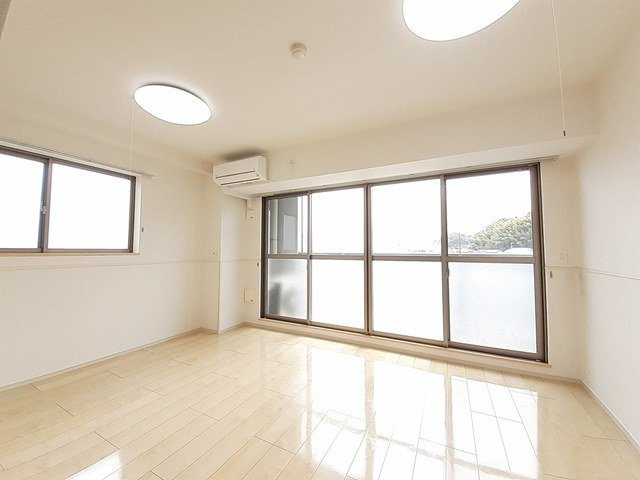 アドレシア古江の居間・リビング|リビングです