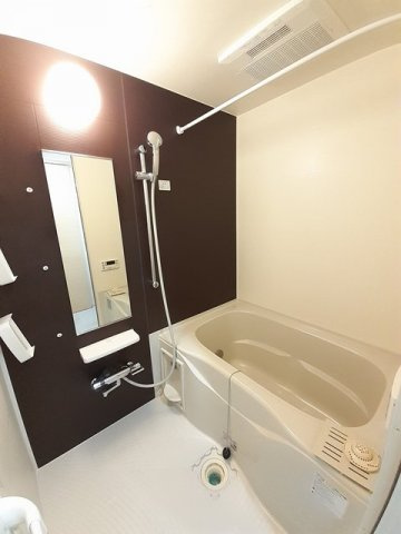 アドレシア古江の浴室|きれいなお風呂です