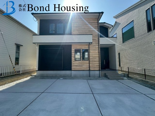 LDKは広々20帖超・お車3台中車可 春日台2丁目 限定1棟