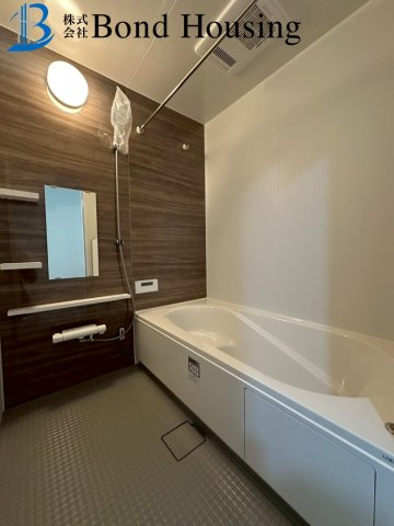 LDKは広々20帖超・お車3台中車可 春日台2丁目 限定1棟のキッチン