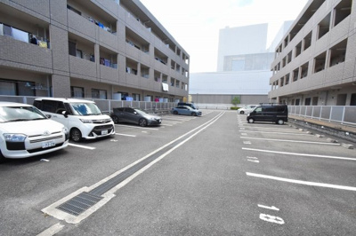 【駐車場】 | フィールドパーク1番館