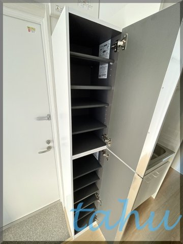 杉並区堀ノ内２丁目のアパートの玄関