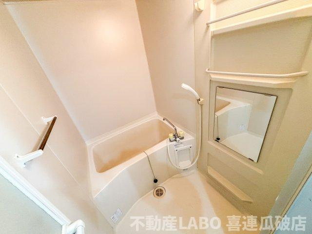 ニューリバーサイド八尾南Bの浴室