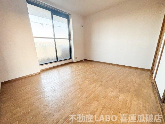 ニューリバーサイド八尾南Bの寝室