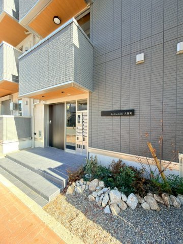 LaMaison大池町のエントランス