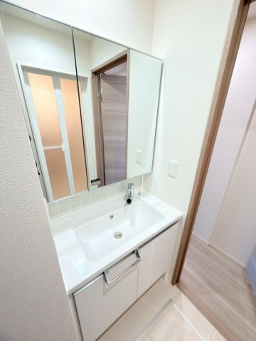 LaMaison大池町の洗面所