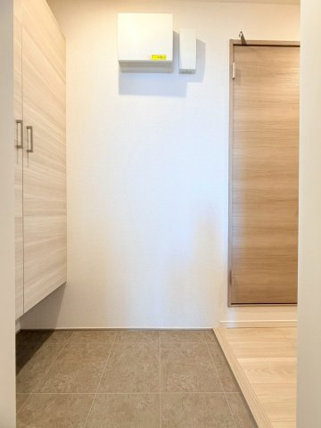 LaMaison大池町の玄関