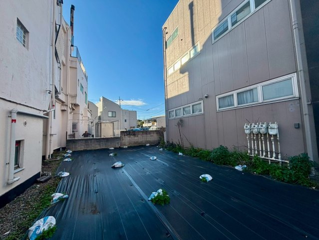 杉並区南荻窪1丁目　建築条件無し売地の外観|現地写真（2025.11.24撮影）

現地ご見学希望・資料請求などお気軽にお問い合わせ下さい！
03-5990-5201