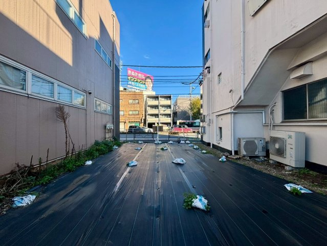 杉並区南荻窪1丁目　建築条件無し売地の外観|現地写真（2025.11.24撮影）

現地ご見学希望・資料請求などお気軽にお問い合わせ下さい！
03-5990-5201