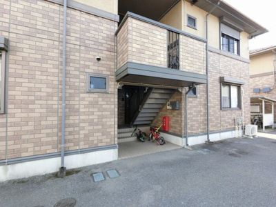 【エントランス】 | イーストヒルズ 参番館 | エントランス