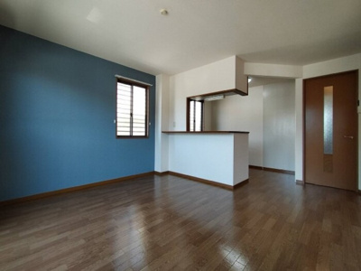 【居間・リビング】 | イーストヒルズ 参番館 | ＬＤＫ