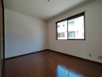 【洋室】 | イーストヒルズ 参番館 | 洋室