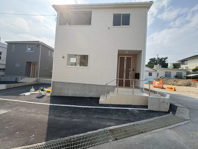 ❤❤中城村添石第１－全3棟の外観|【現地撮影】
2025.12月
近隣の同仕様完成物件ご案内できます♪