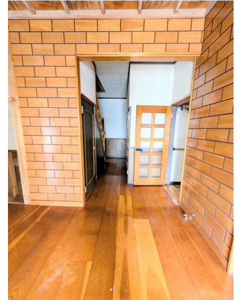 神川町大字関口　中古3500の内装