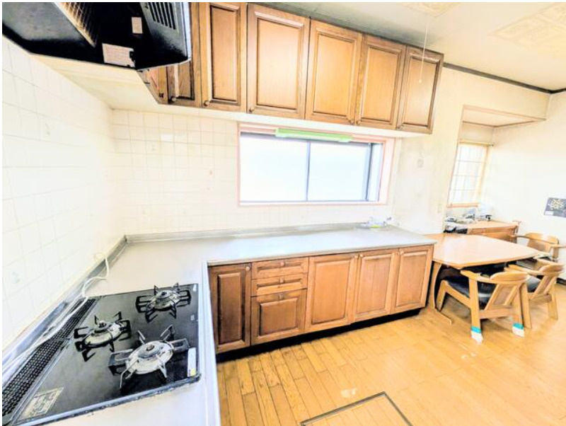 神川町大字関口　中古3500のキッチン