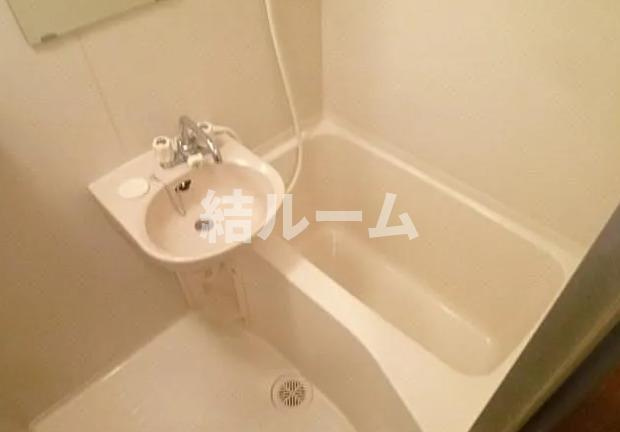 豊島区巣鴨２丁目の賃貸マンションの浴室