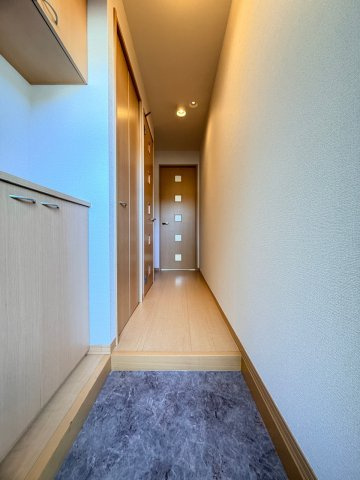 ラスルプレイスの玄関