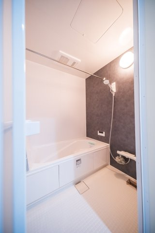 葵区羽鳥４丁目１期全３棟の浴室