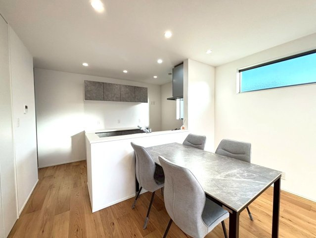 葵区羽鳥４丁目１期全３棟のキッチン