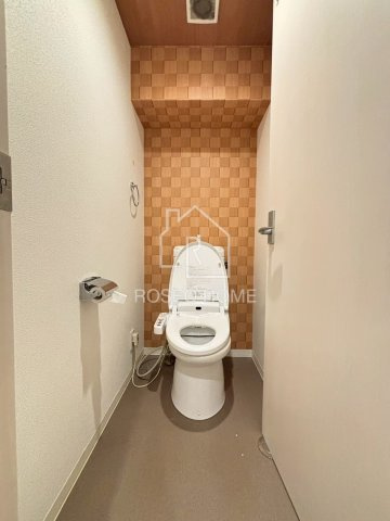 カップドリンべのトイレ|同マンション別部屋：参考写真