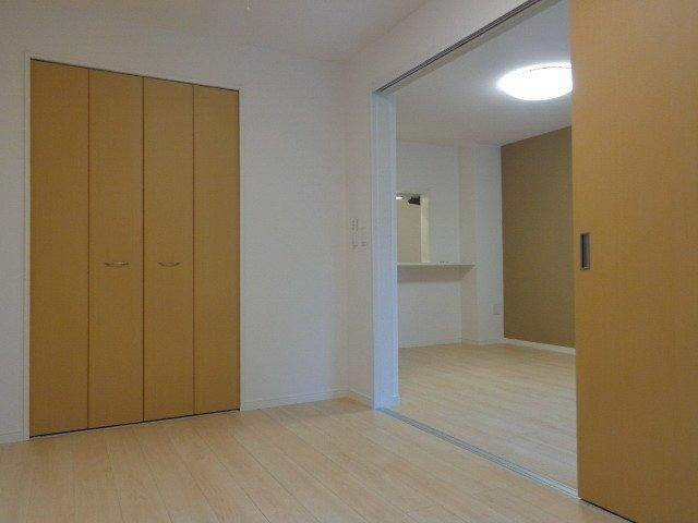 パークサイドすみれの内装|内装は落ち着いています