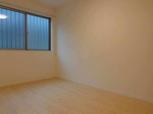 パークサイドすみれの寝室|使い勝手のいい寝室です