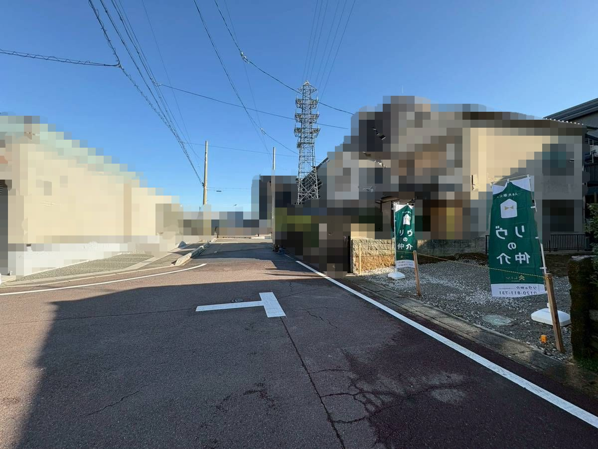 向日市寺戸町八ノ坪の外観|前道：北側道路幅員約6.0ｍございます！