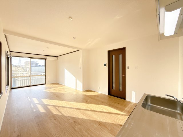 千葉市中央区都町１丁目のアパートの居間・リビング|リビングです