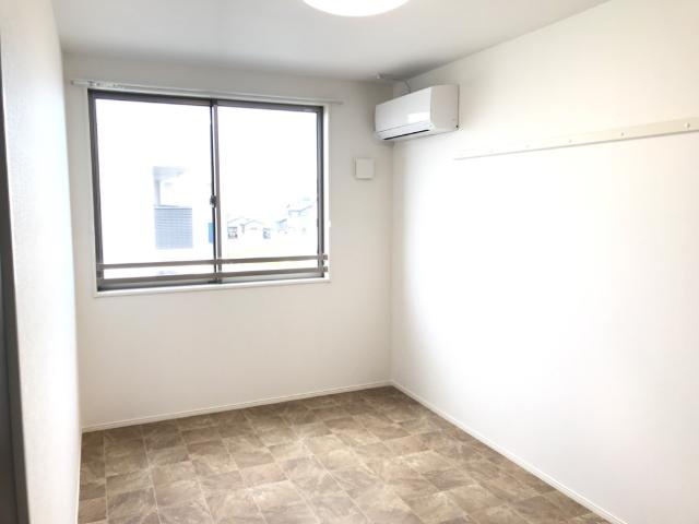 ＤｉｓＮｅｒｄの内装|洋室②