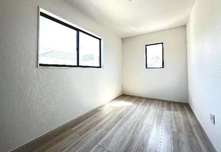 【未入居】川越市今成１期 １号棟の洋室|2F 5.6帖洋室です☆