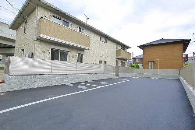 アリジェンスⅡの駐車場|駐車場に車を止められます