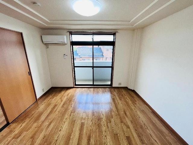 ターフヒルズの居間・リビング|リビング