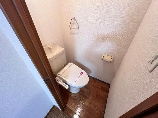 ターフヒルズ　　　刈谷市近郊の賃貸はクラスホーム刈谷店のトイレ|シャワー付トイレ