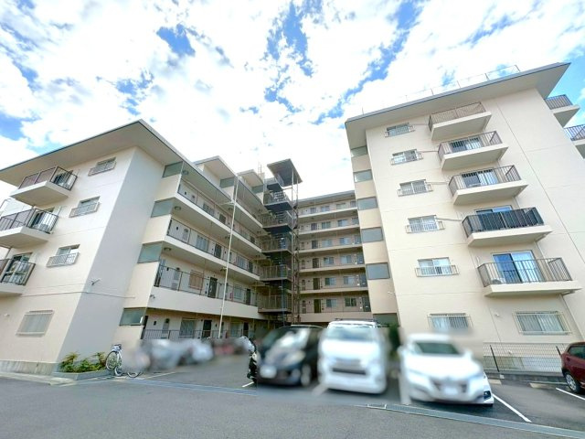 ◆２０２５年６月リノベーション完了◆ペット可◆収納豊富◆南向き◆山科不二サンハイツの外観|外観