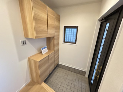 【玄関】 | 津門呉羽町中古戸建