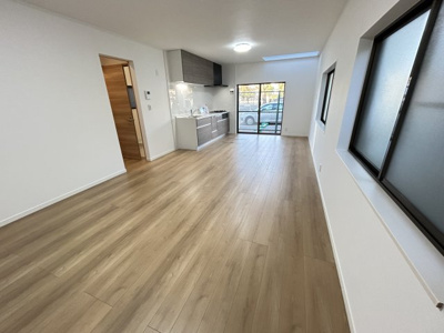 【居間・リビング】 | 津門呉羽町中古戸建