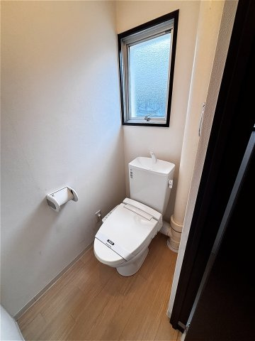 ロイヤルマンション１号棟のトイレ