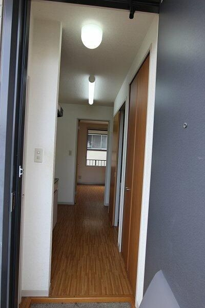 メゾン・ディアーヌの玄関