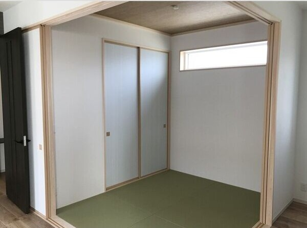 甚目寺乾出戸建の寝室