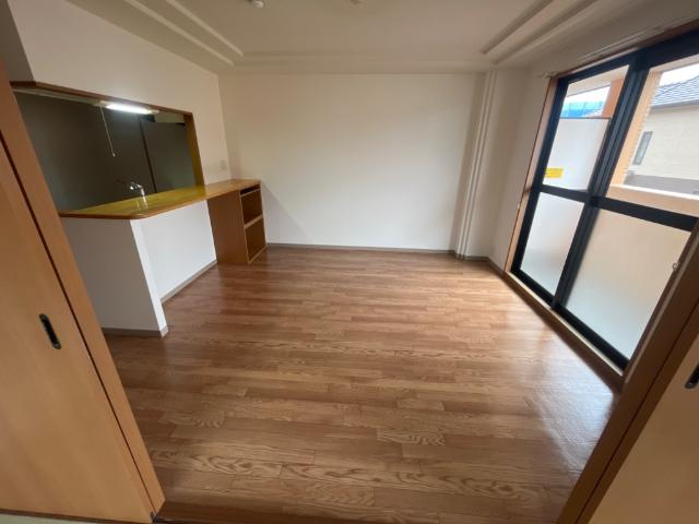 ひまわり　　　刈谷市近郊の賃貸はクラスホーム刈谷店の居間・リビング|リビング