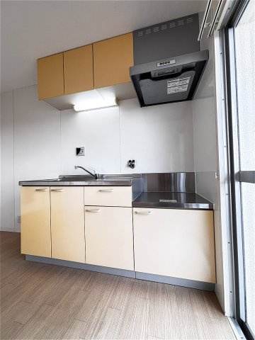 ロイヤルマンション2号棟のキッチン