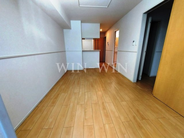 カルム・ソシア Aの居間・リビング